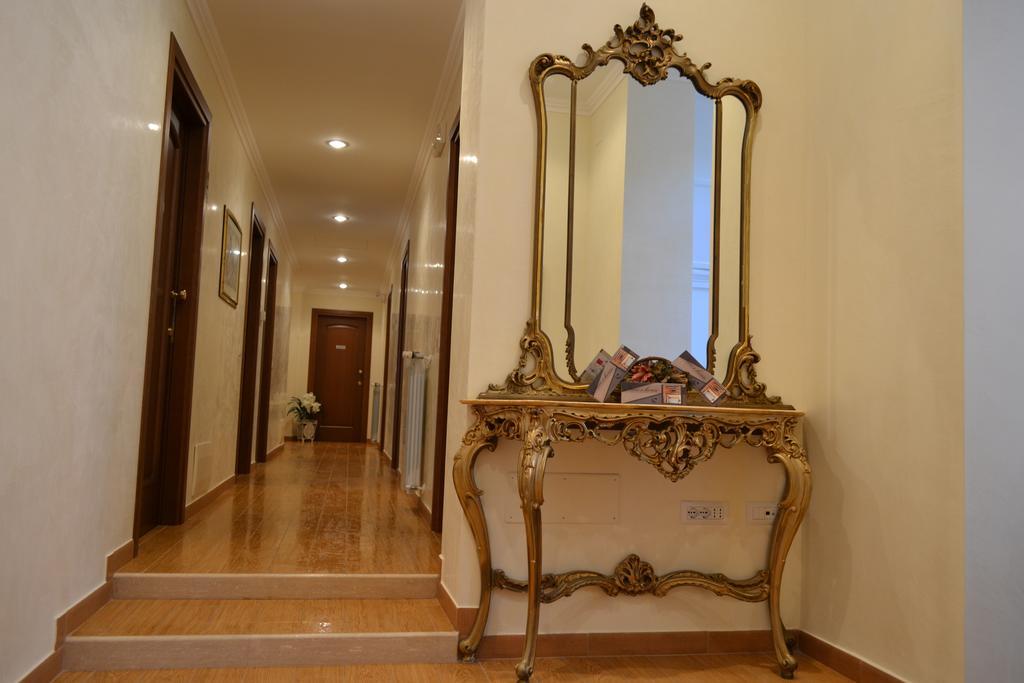 Tucci'S Roma Guest House Zimmer foto
